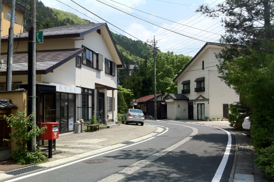 谷川区（谷川温泉）の道路